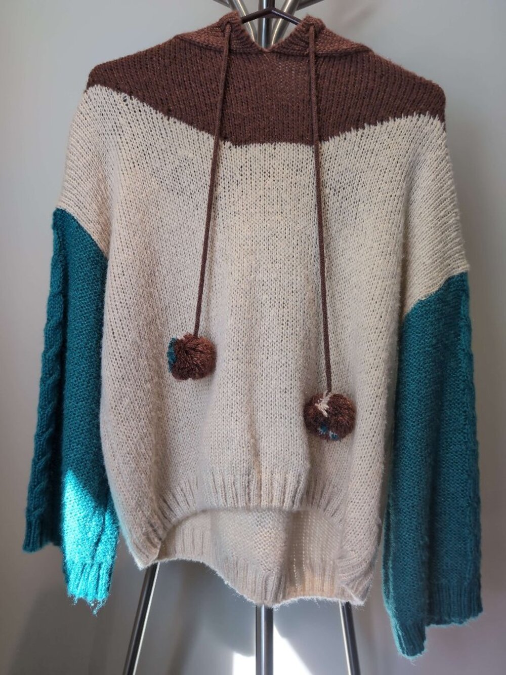 Moriville Colorblock Drop-Sleeve Sweater with Pointed Hood and Decorative Ears